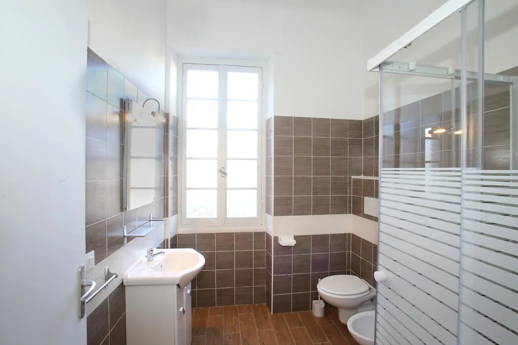 53 Solaro Apartments Sanremo 0*,